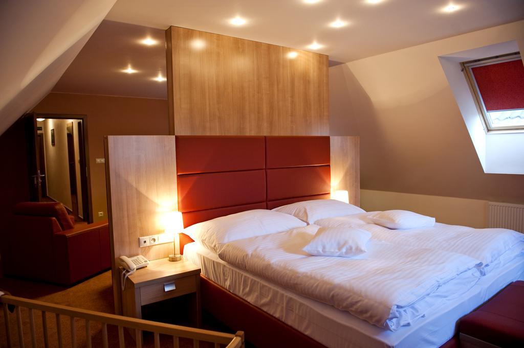 Hotel Club Kežmarok エクステリア 写真