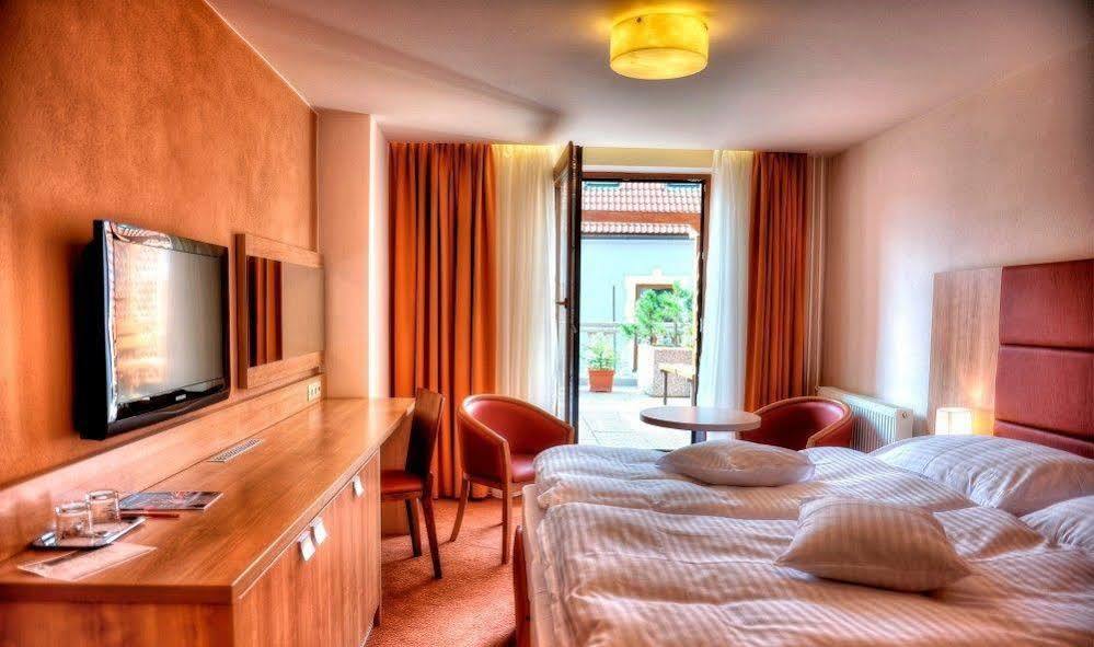 Hotel Club Kežmarok エクステリア 写真