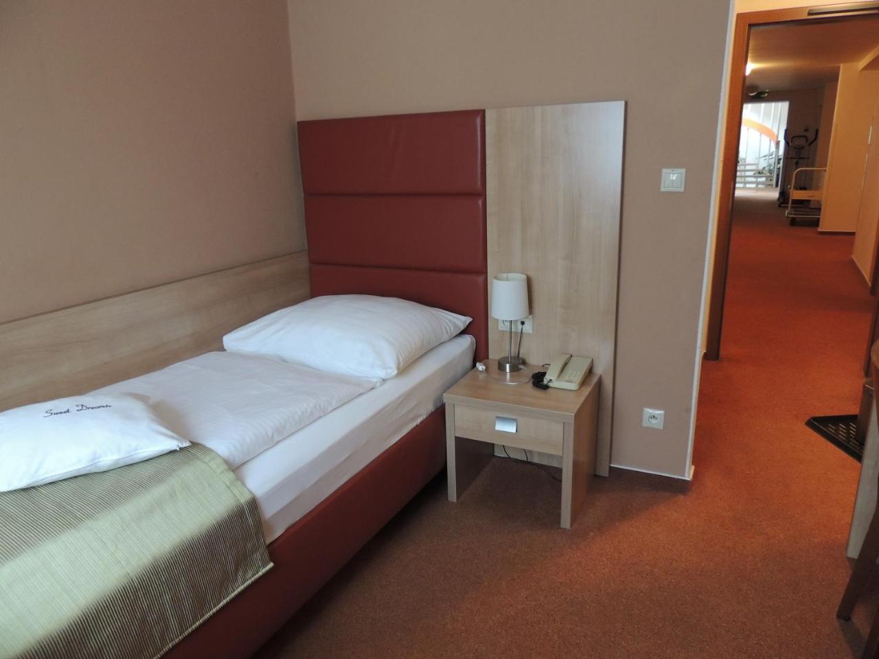 Hotel Club Kežmarok エクステリア 写真
